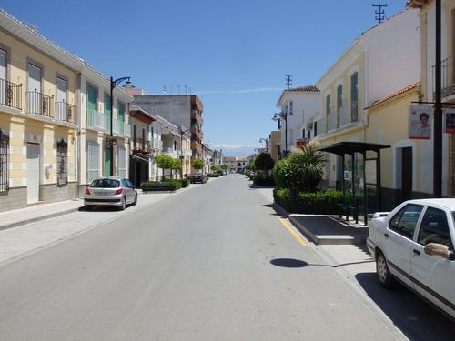 Riding through Escóznar.